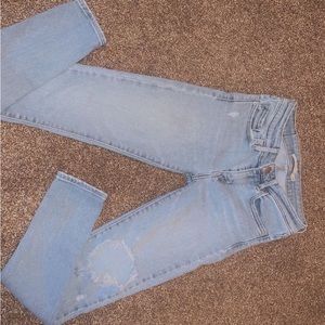 Womens Levi’s jeans